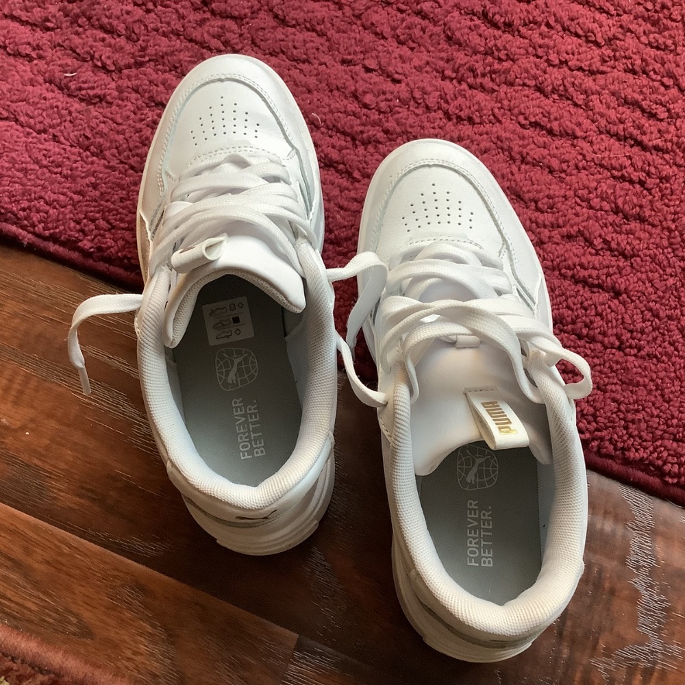 Shoes - Picture 13 of 13